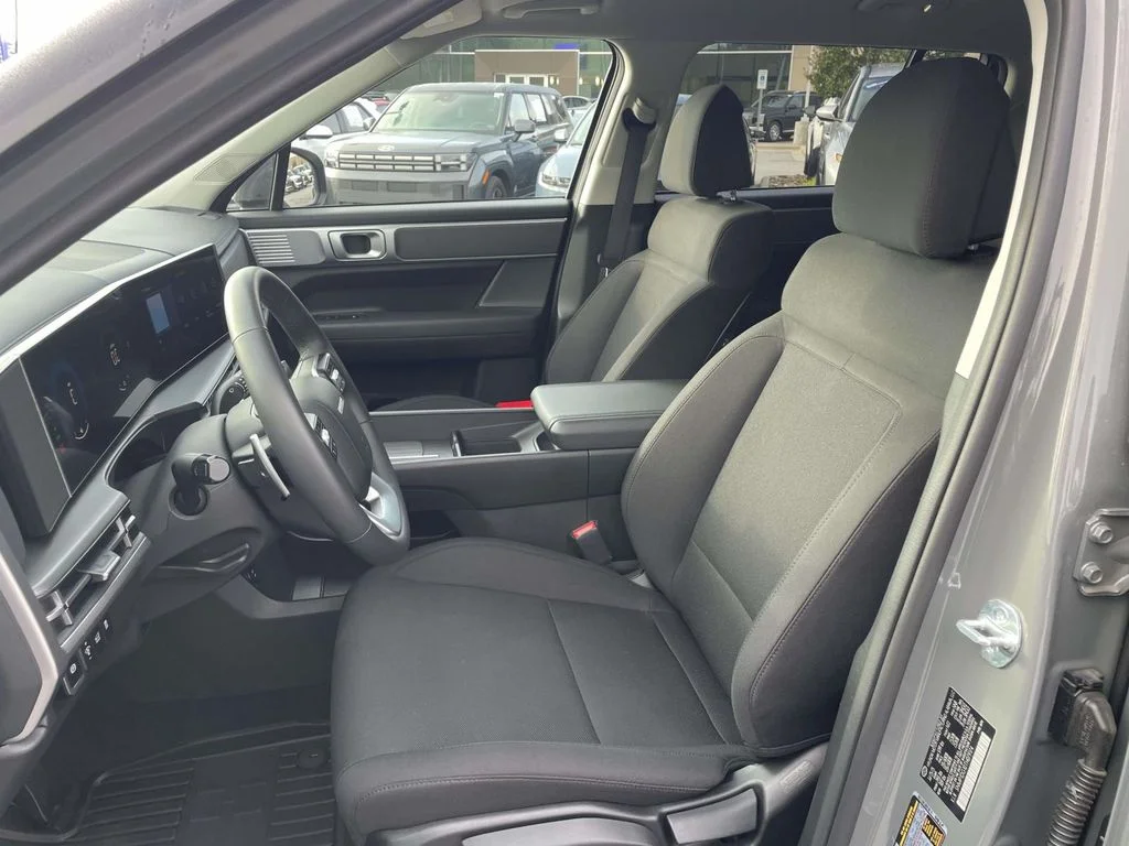 Used 2026 Hampton Gray Hyundai SE image 8
