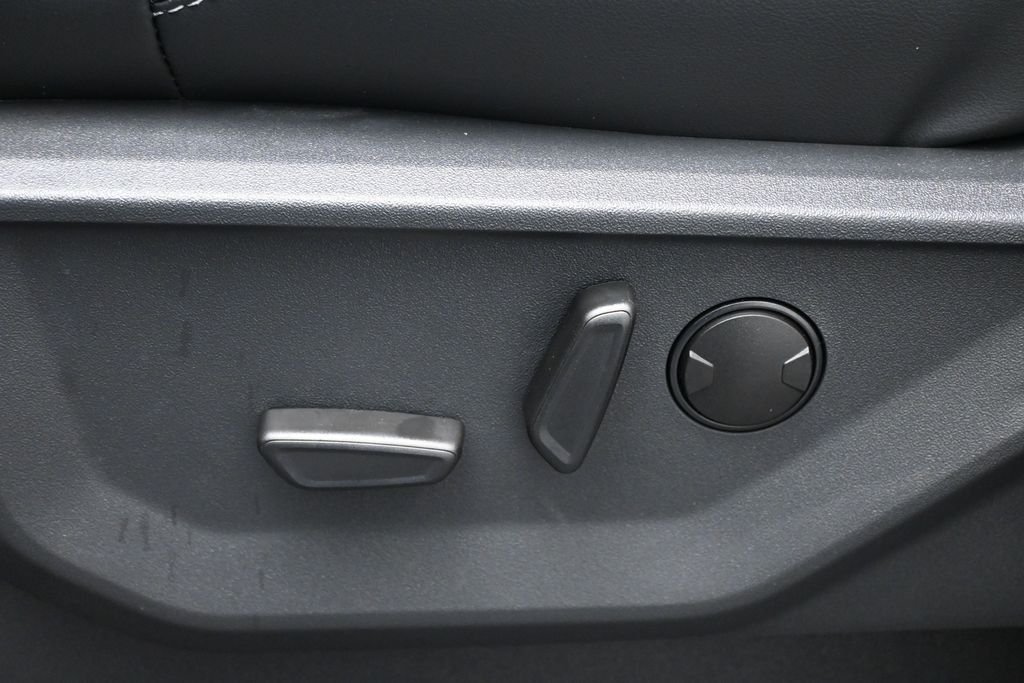New 2026 Dark Matter Gray Metallic Ford Platinum image 10