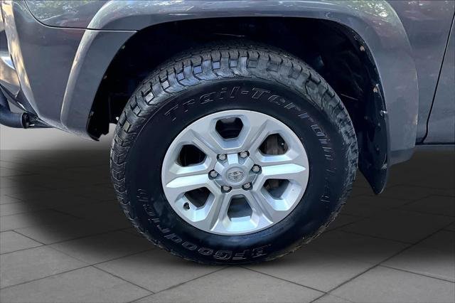 Certified Used 2023 MAGNETIC GRAY MET. Toyota  image 11