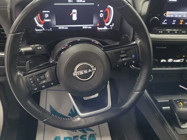 Used 2023 Brilliant Silver Metallic Nissan Platinum image 8