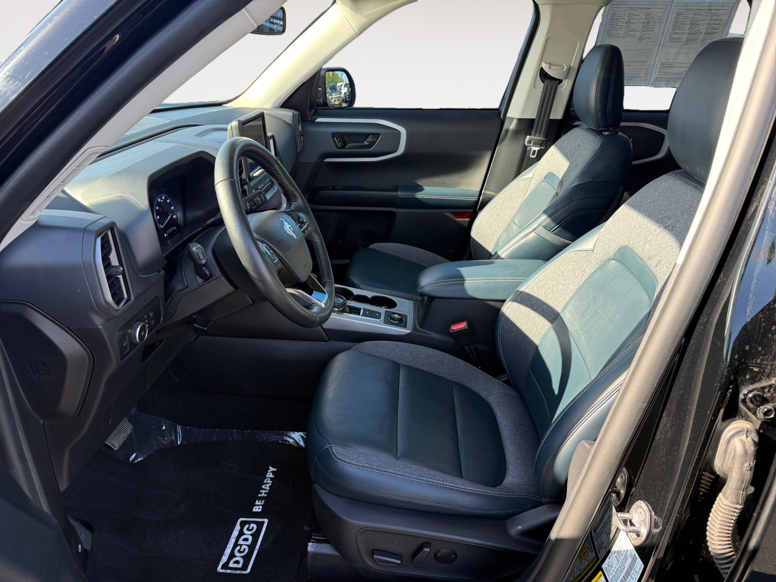 Certified Used 2023 Shadow Black Ford Outer Banks image 10