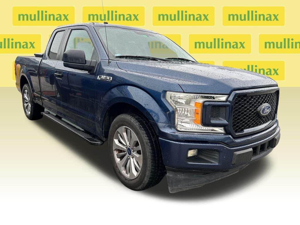 Used 2018 Blue Ford XL image 1