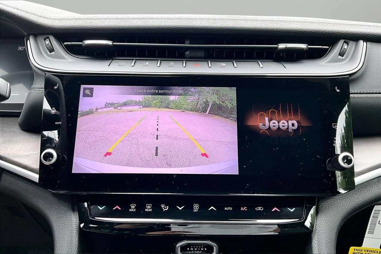 New 2026 Silver Zynith Jeep Altitude image 13