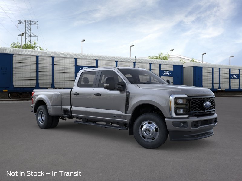 New 2026 Carbonized Gray Metallic Ford XL image 8