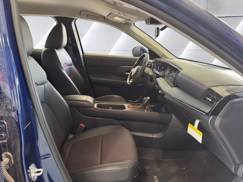 Certified Used 2025 Blue Nissan SR image 13