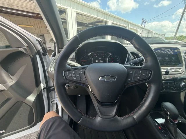 Used 2022 White Chevrolet RS image 14