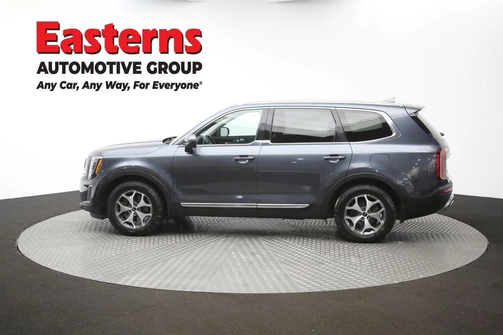 Used 2022 Gray Kia EX image 64