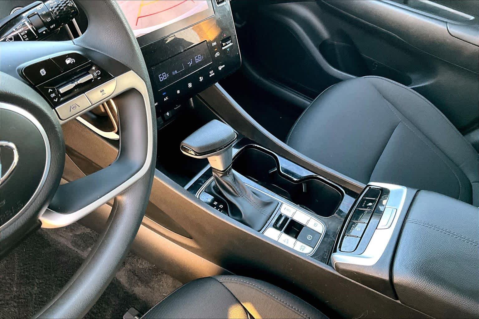 Used 2024 Shimmering Silver Hyundai SEL image 16