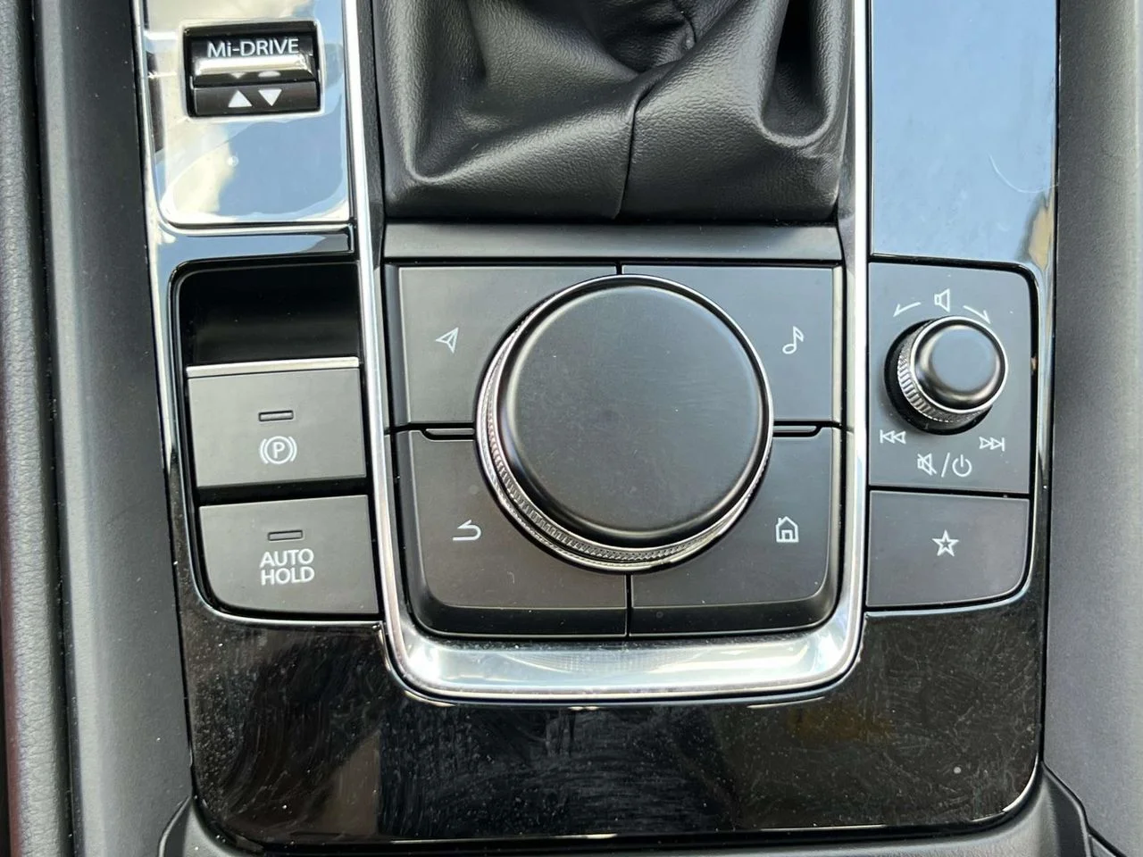 Certified Used 2025 Wind Chill Pearl Mazda 2.5 S Premium Plus Package image 43