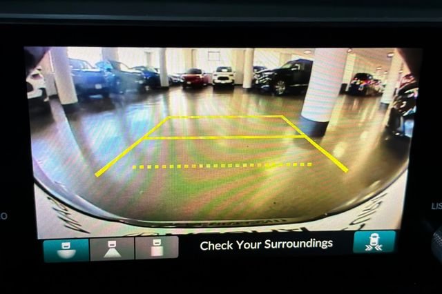 Used 2025 Lunar Silver Metallic Acura Base image 21