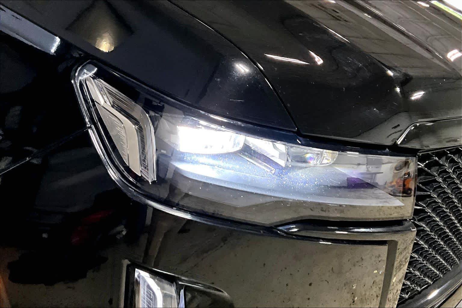 Used 2022 Black Raven Cadillac Sport Platinum image 27