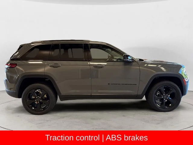 New 2027 Gray Jeep Limited image 6