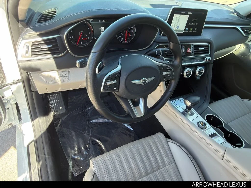 Used 2021 White Genesis 2.0T image 14