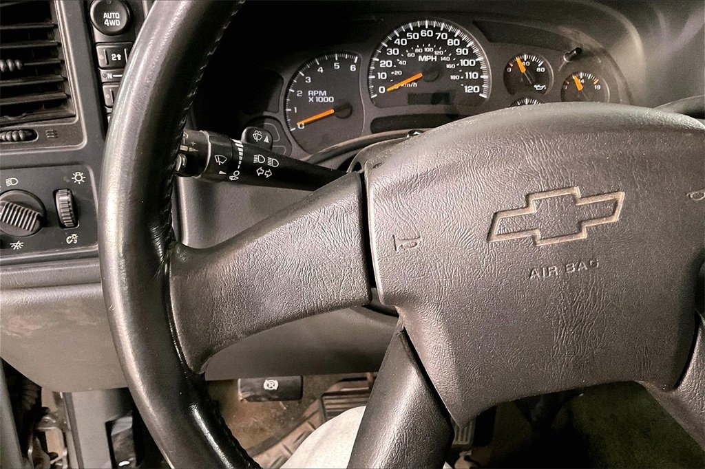 2004 CHEVROLET SILVERADO - Image 17