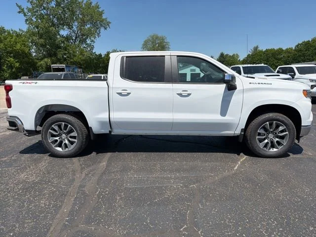 New 2026 Summit White Chevrolet LT (2FL) image 2