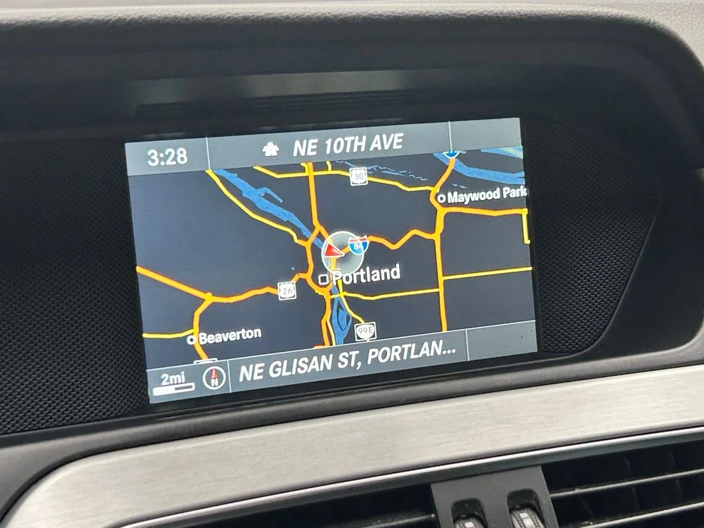 Used 2014 Gray Mercedes-Benz C 350 image 21
