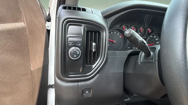 Used 2025 White Chevrolet WT image 22