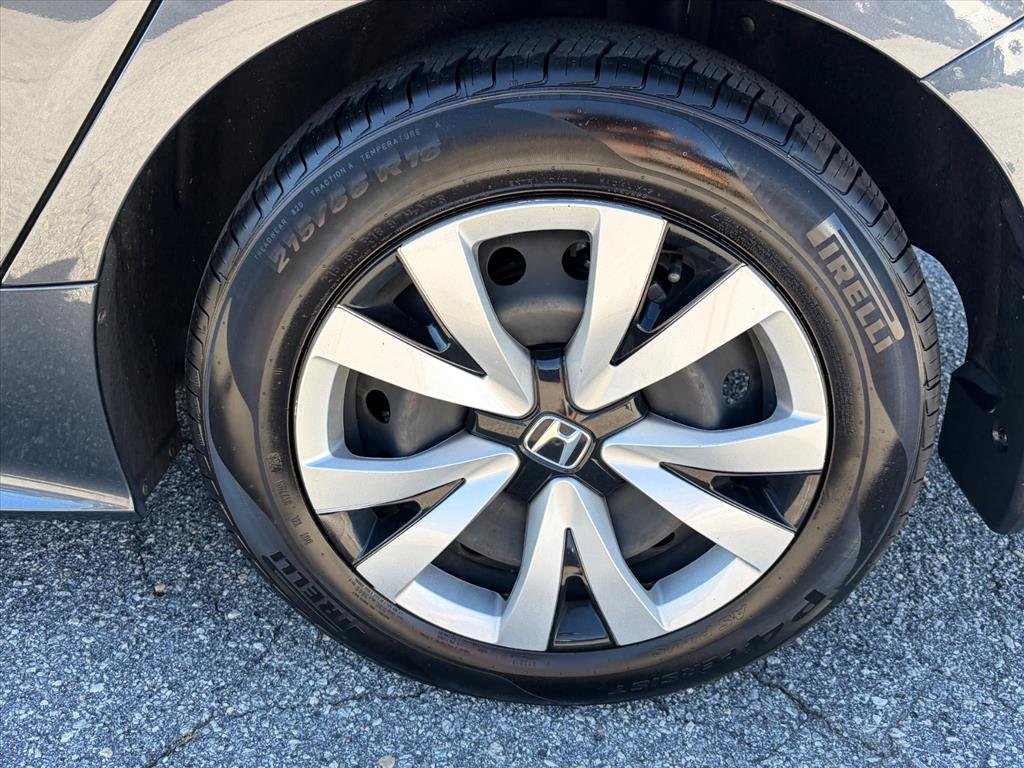 Used 2024 Meteorite Gray Metallic Honda LX image 23