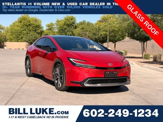 2025 Toyota Prius LE FWD's photo
