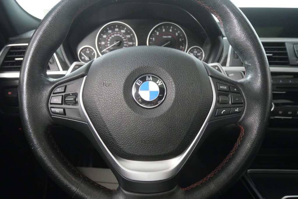 Used 2018 Mineral Gray Metallic BMW 330i image 20