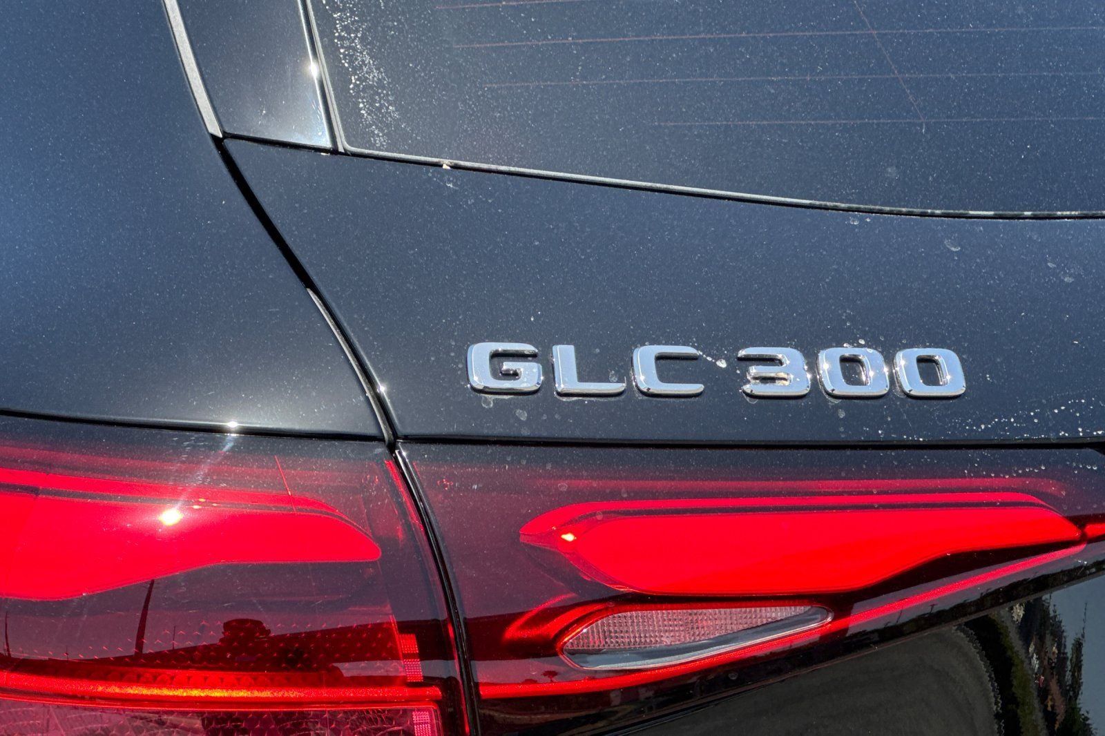 New 2026 Black Mercedes-Benz GLC 300 image 17
