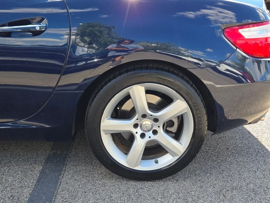 Used 2012 Blue Mercedes-Benz SLK 250 image 13