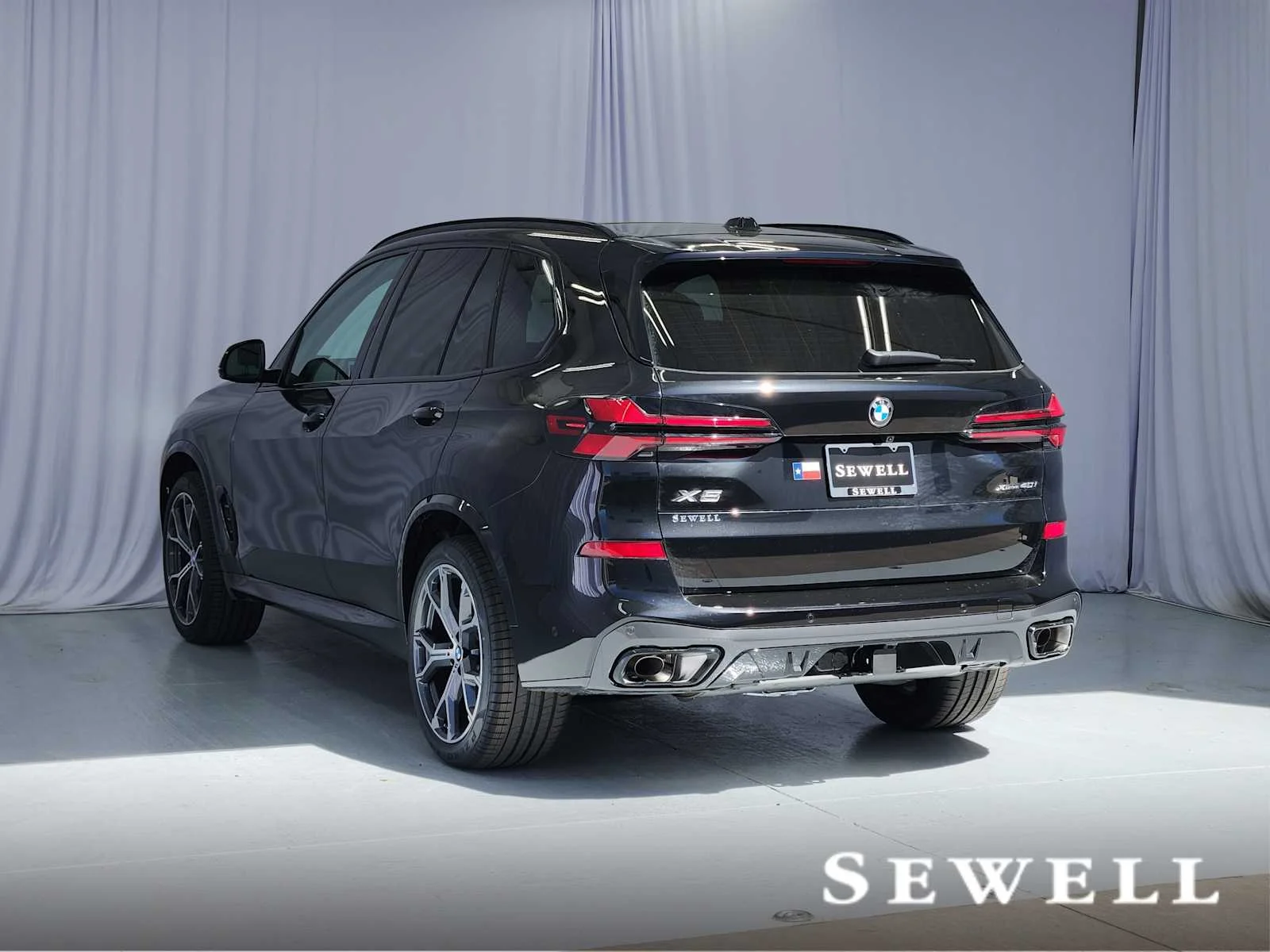 New 2026 Black Sapphire Metallic BMW xDrive40i image 3