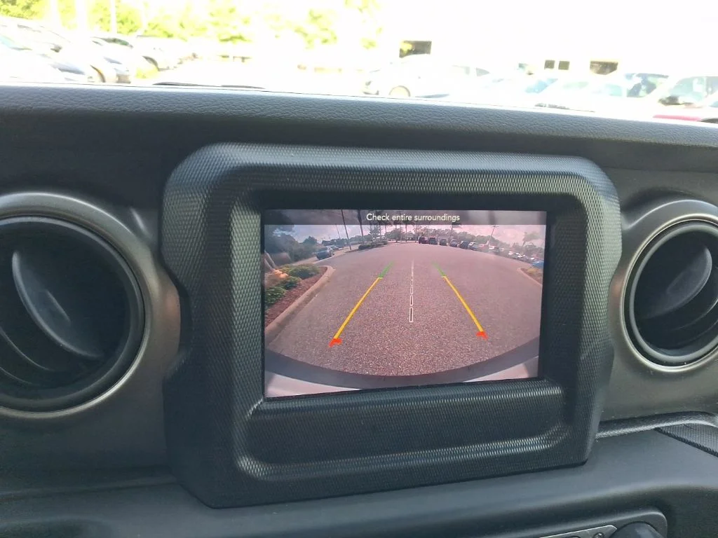 Used 2023 Black Jeep Sport S image 24
