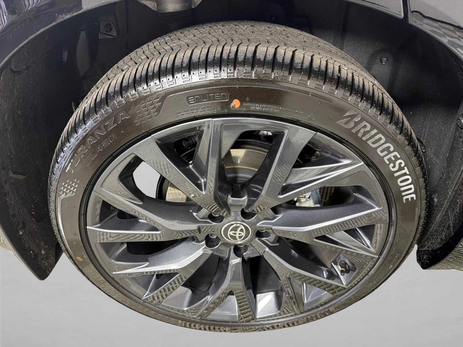 Used 2026 Oxygen Toyota Limited image 18