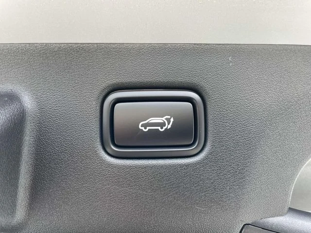 New 2026 Gray Kia Wind image 17
