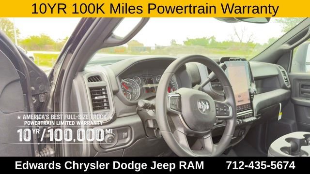 New 2026 Diamond Black Crystal Pearl-Coat Exterior Paint RAM Tradesman image 14