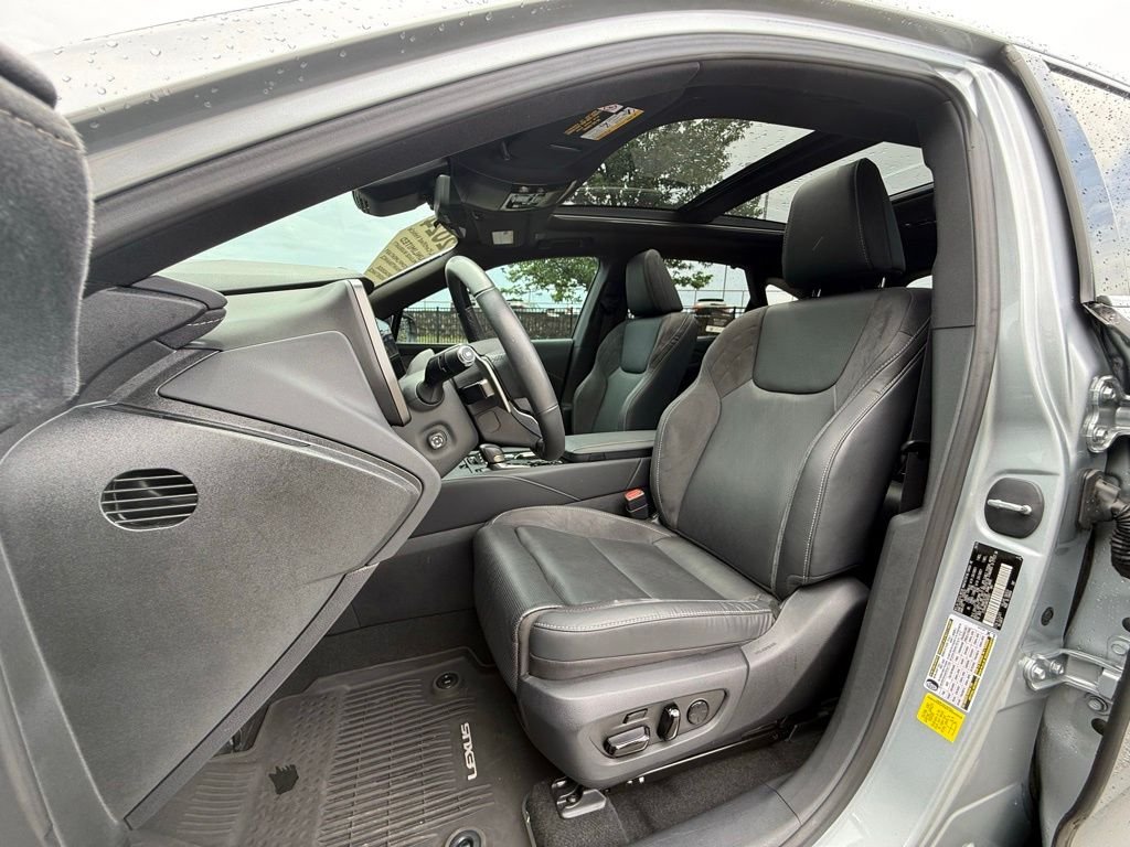Certified Used 2024 IRIDIUM Lexus 350 Luxury image 22