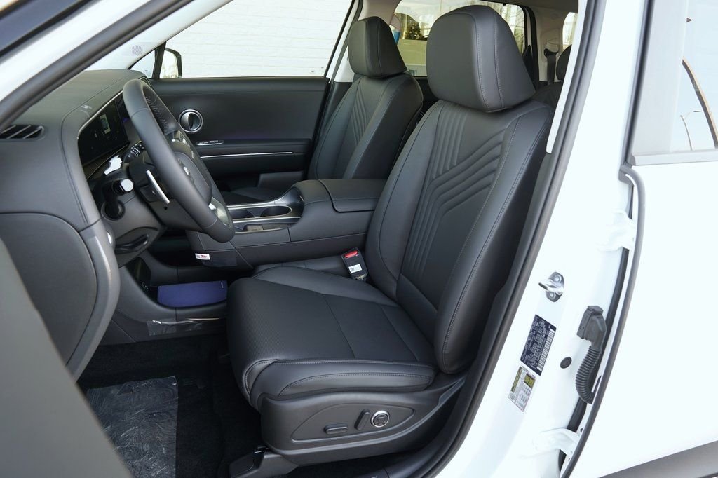 New 2026 Creamy White Pearl Hyundai SEL Premium image 34