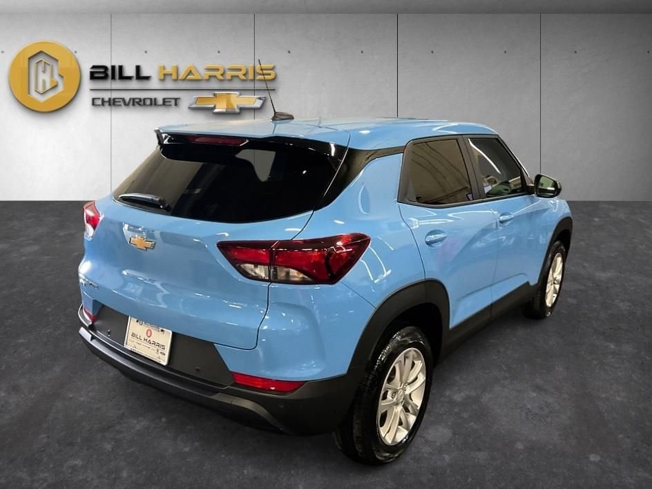 Used 2024 Blue Chevrolet LS image 4