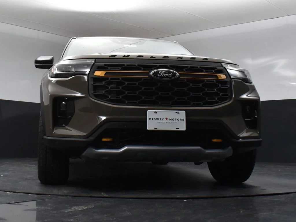New 2026 Gray Ford Tremor image 30