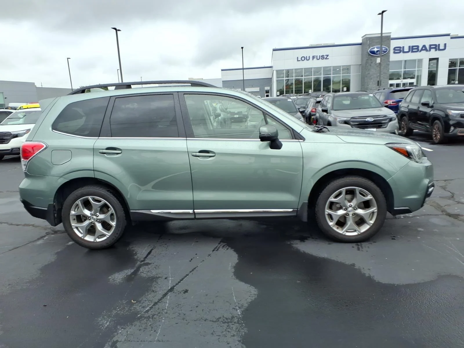 Used 2017 Jasmine Green Metallic Subaru Touring image 28
