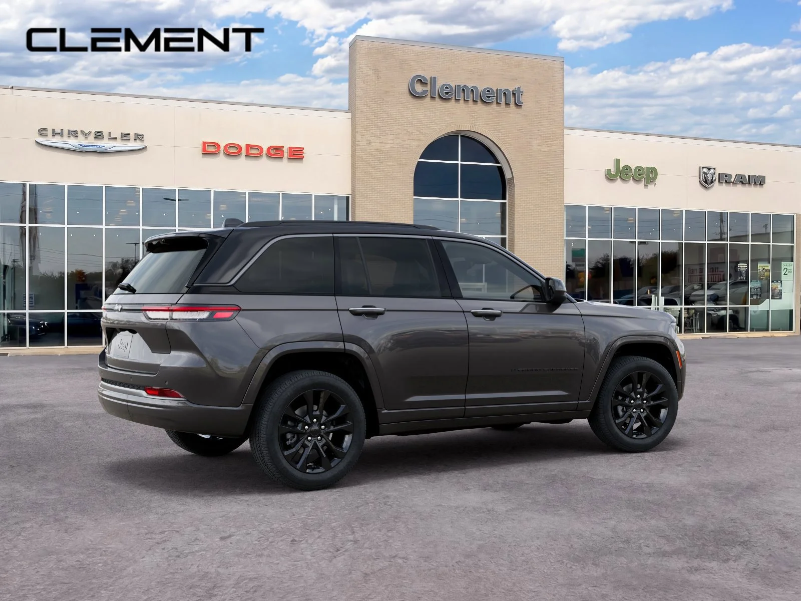 New 2026 Baltic Gray Metallic Clear-Coat Exterior Paint Jeep Limited Reserve image 4