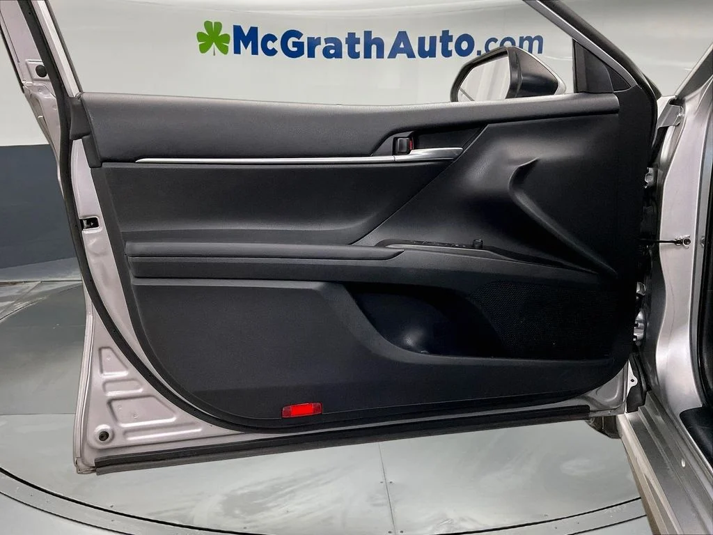 Certified Used 2022 Silver Toyota SE image 27