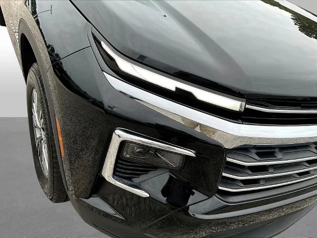 Used 2026 Black Chevrolet LT image 33