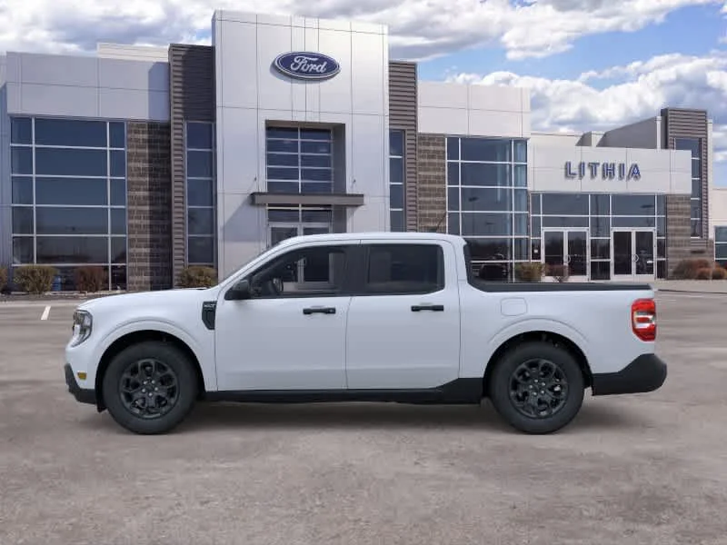 New 2026 Space White Metallic Ford XLT image 3