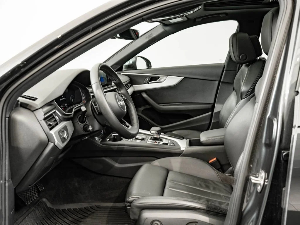 Used 2018 Manhattan Gray Metallic Audi 2.0T Premium Plus image 21