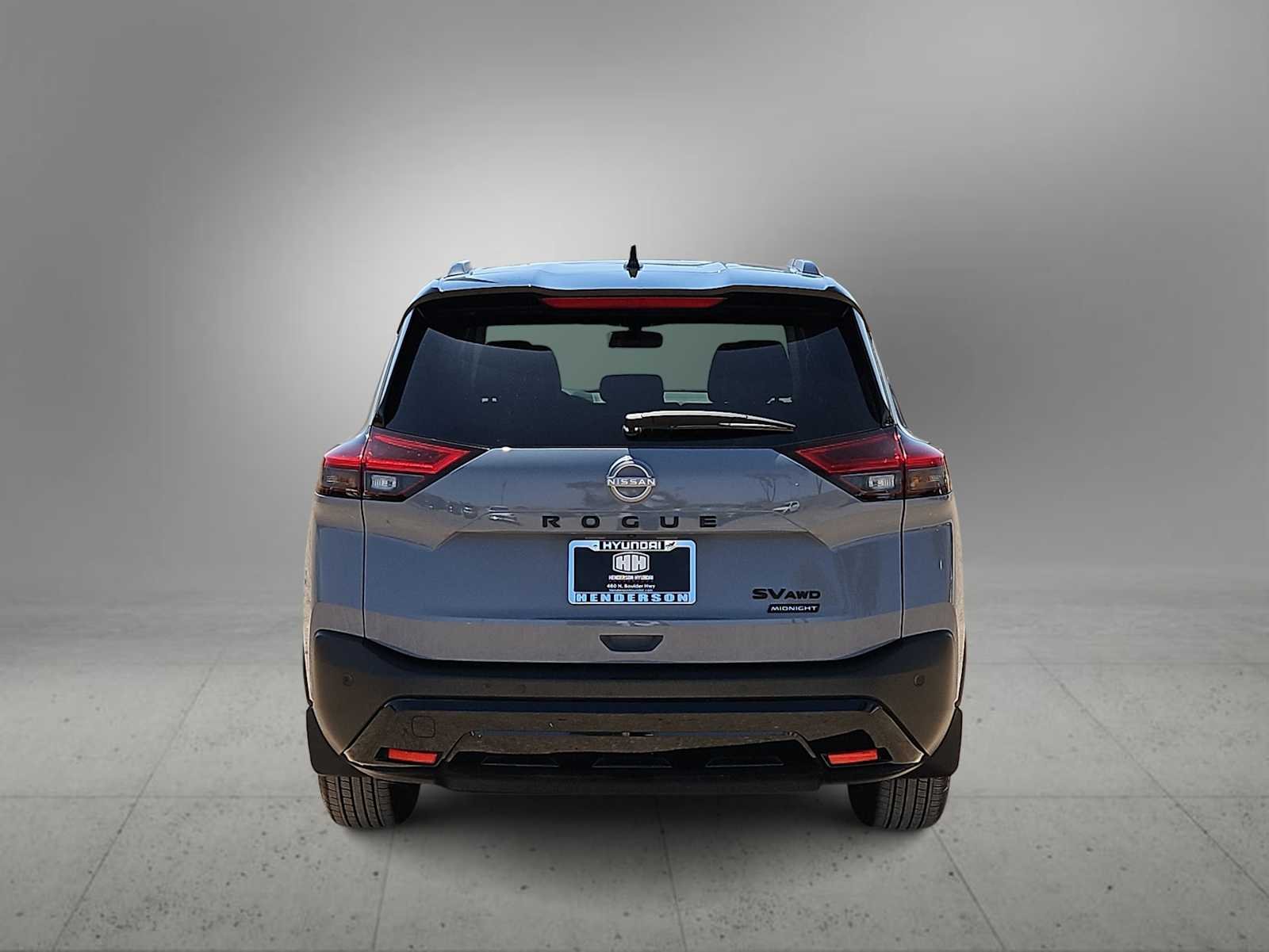 Used 2023 Boulder Gray Pearl/Super Black Nissan SV image 7