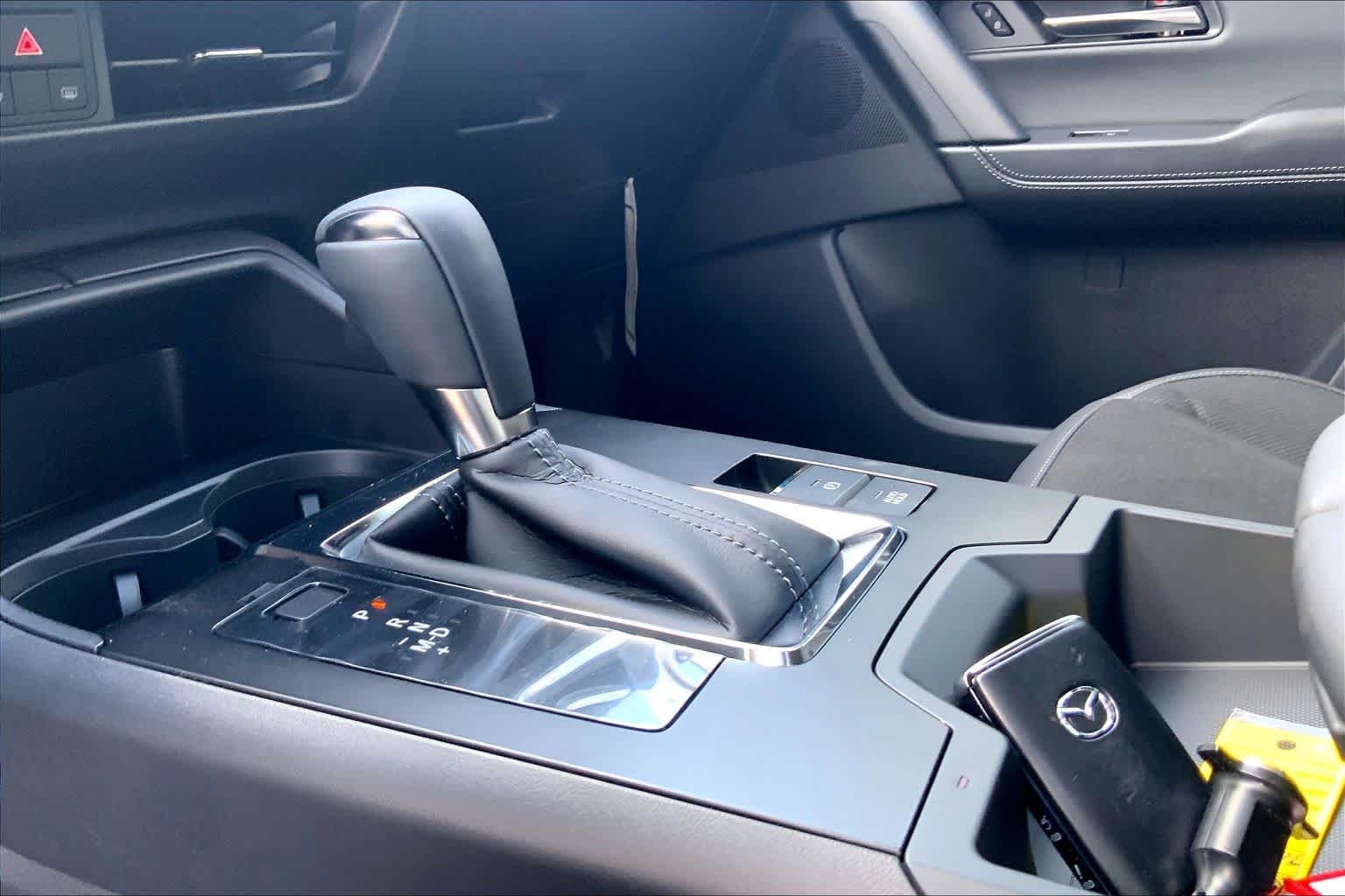 New 2026 Navy Blue Mica Mazda 2.5 S Preferred AWD image 7