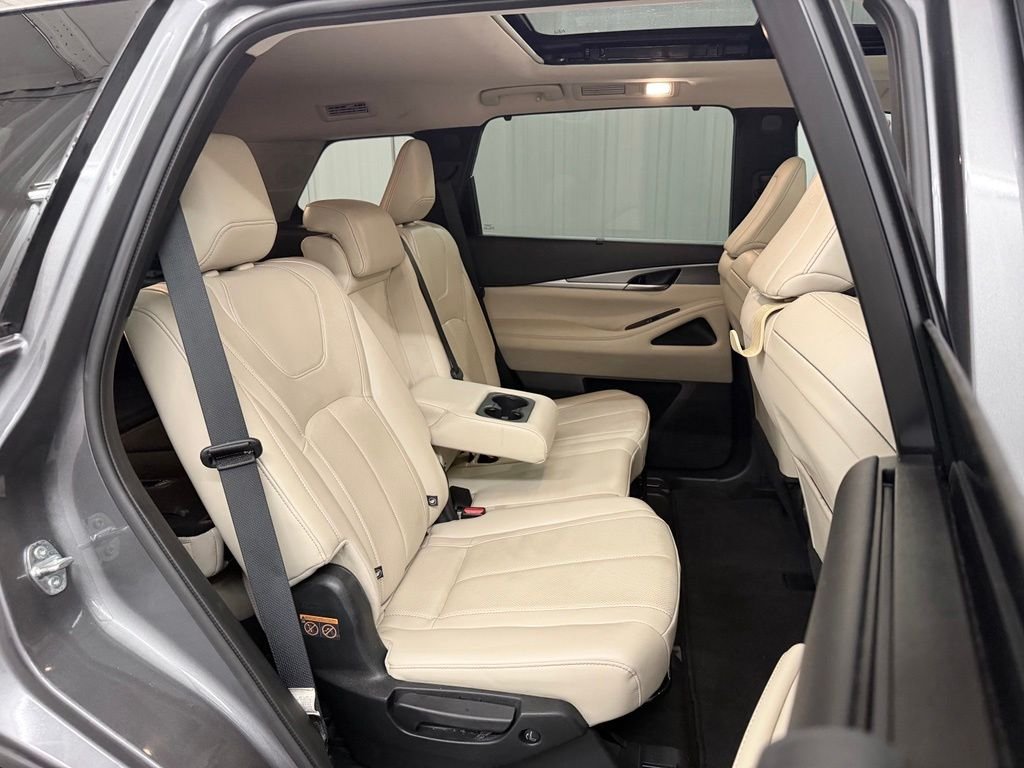 Used 2024 Gray INFINITI LUXE image 46