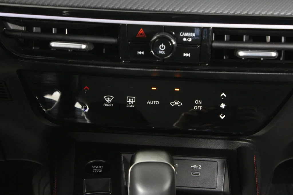 2025 Nissan Kicks SR - Photo 22