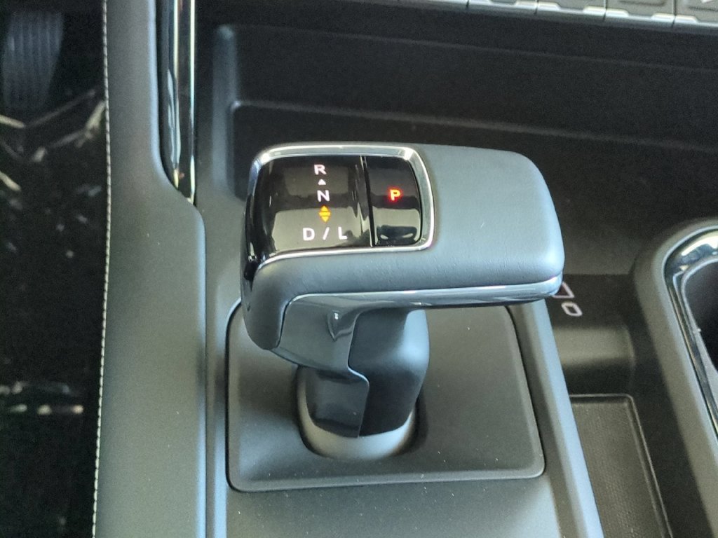 2026 GMC Sierra 1500 AT4X - Photo 17