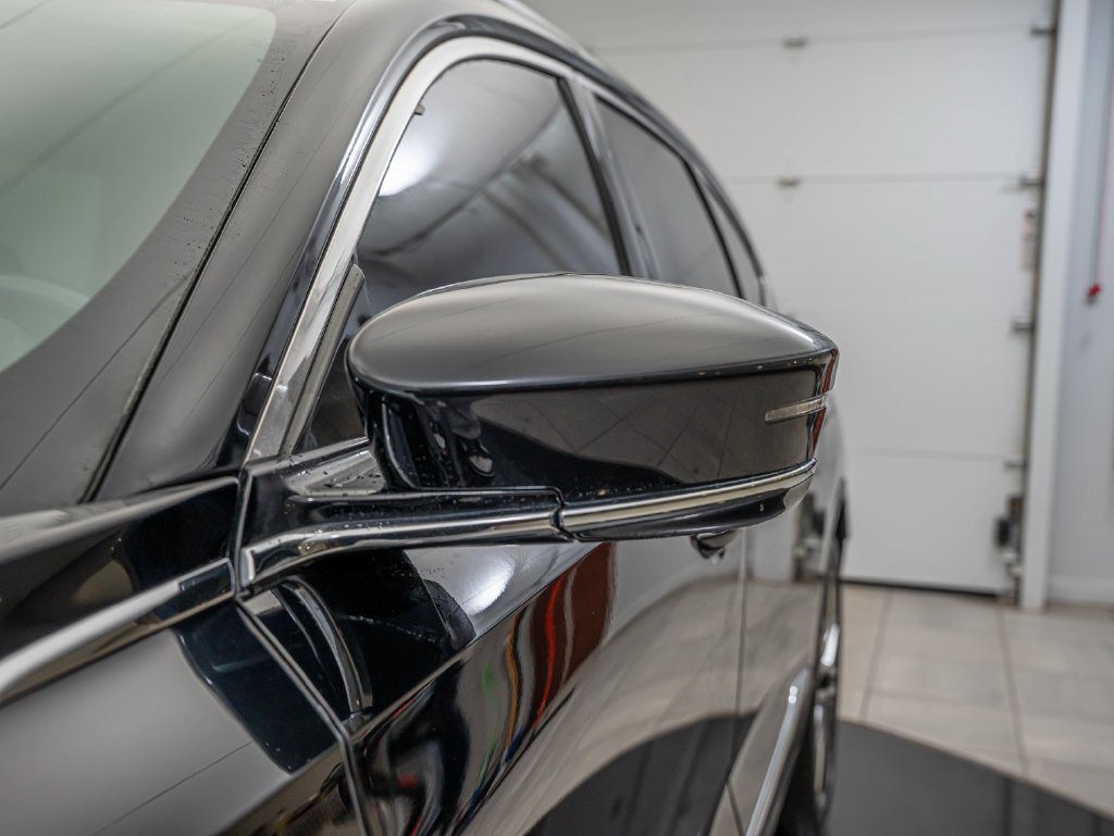 Certified Used 2022 Majestic Black Pearl Acura Advance image 9