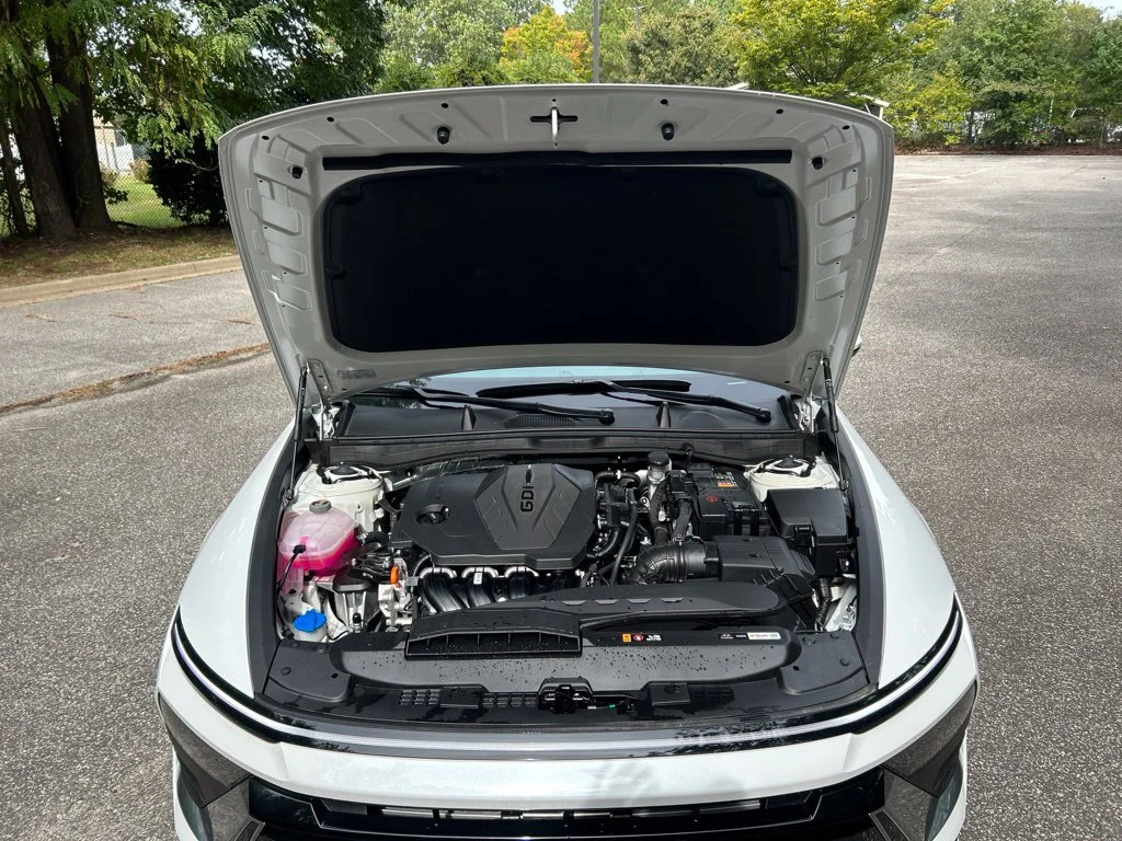 Certified Used 2026 White Hyundai SE image 13