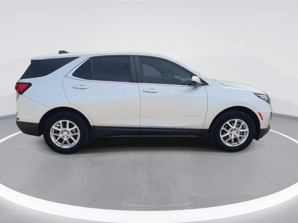 Used 2022 Silver Chevrolet LT image 9