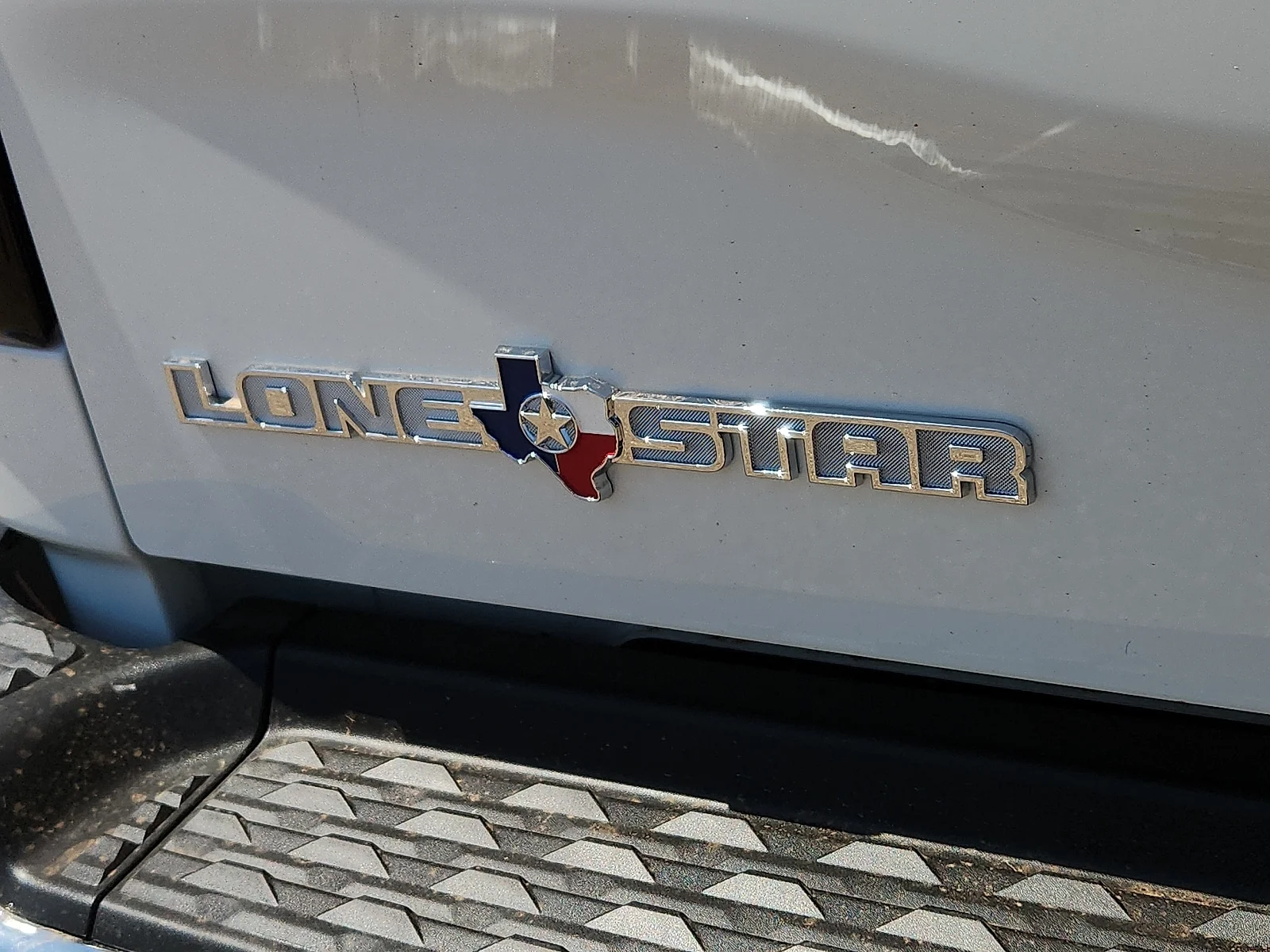 New 2026 Bright White Clear-Coat  Paint Ram LONE STAR CREW CAB 4X4 8